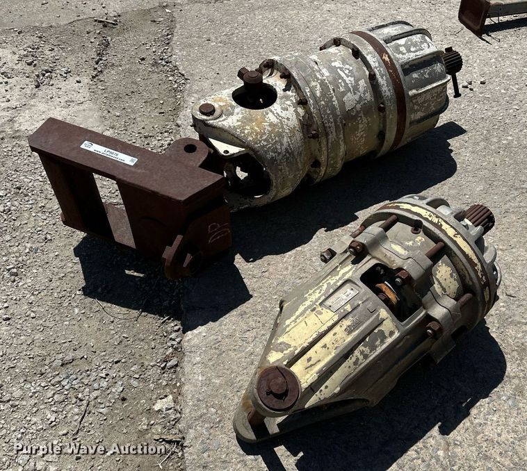 image for item LP9876 (2) hydraulic auger heads