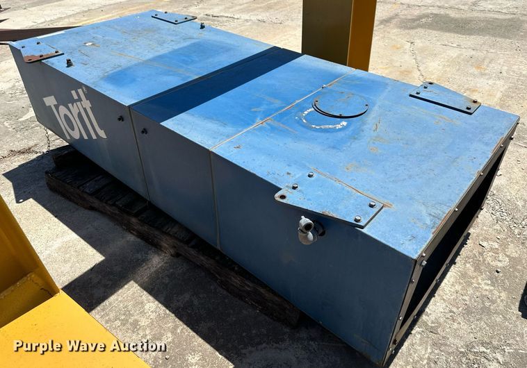 image for item LP9877 Torit Trunk 2000  air filter