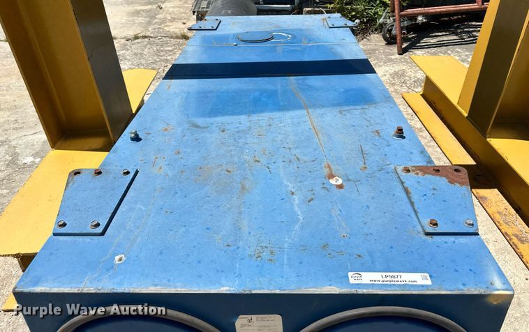 image for item LP9877 Torit Trunk 2000  air filter