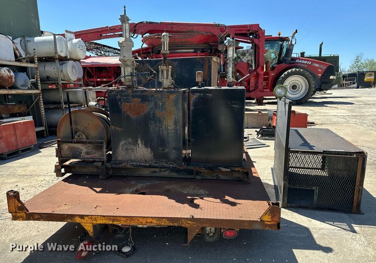 image for item LP9879 Flatbed