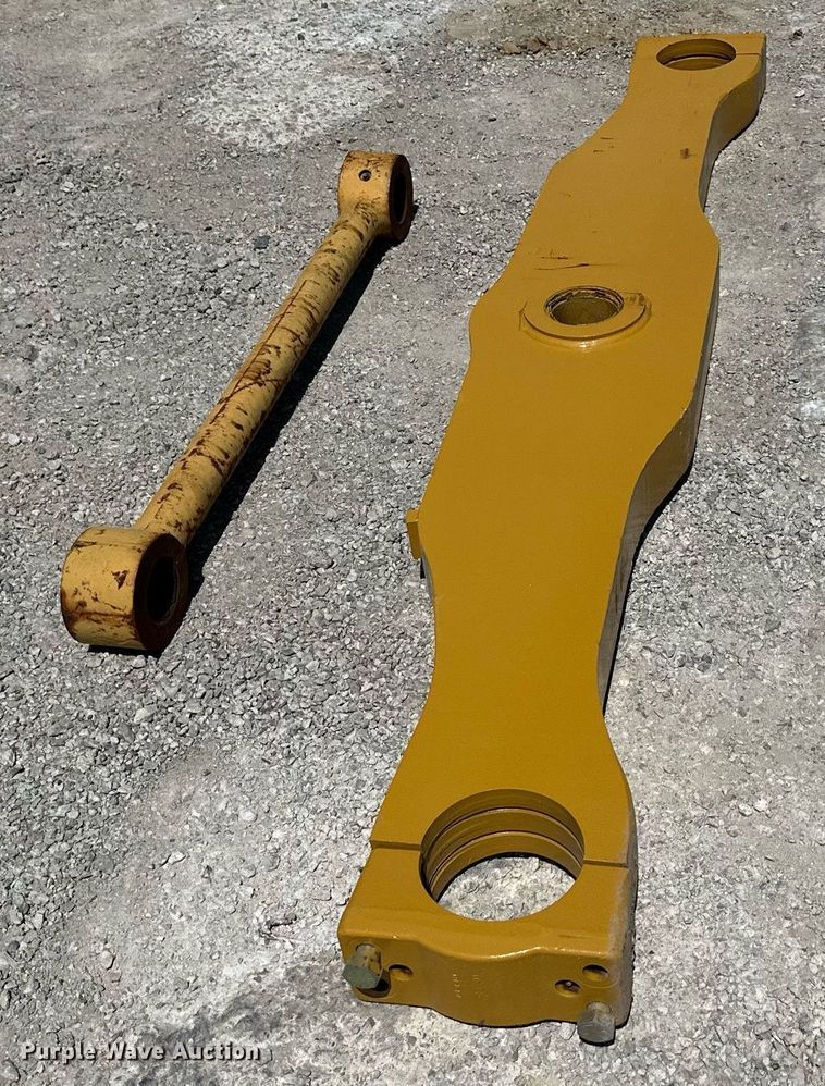 image for item LP9882 Caterpillar 973  parts