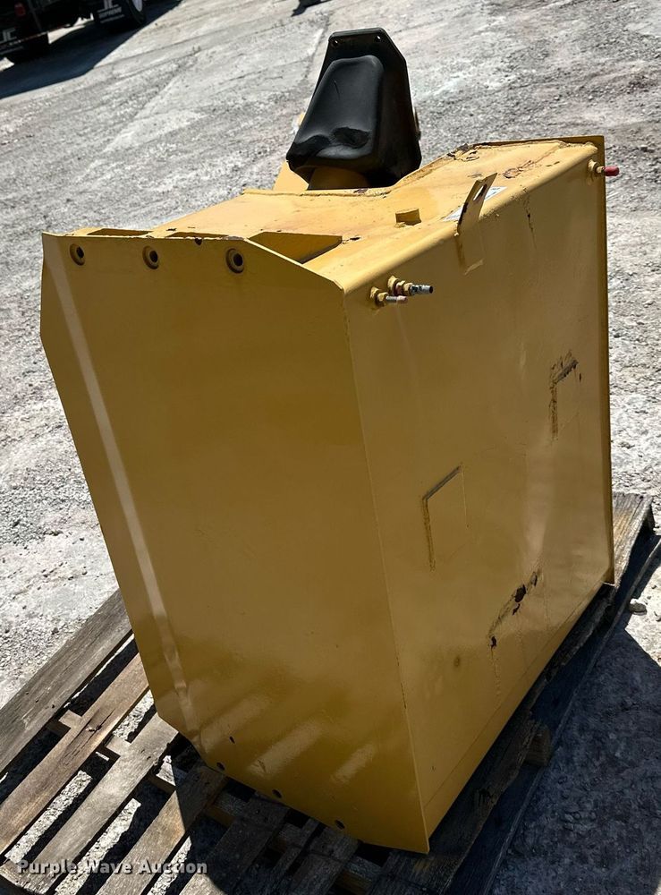 image for item LP9882 Caterpillar 973  parts