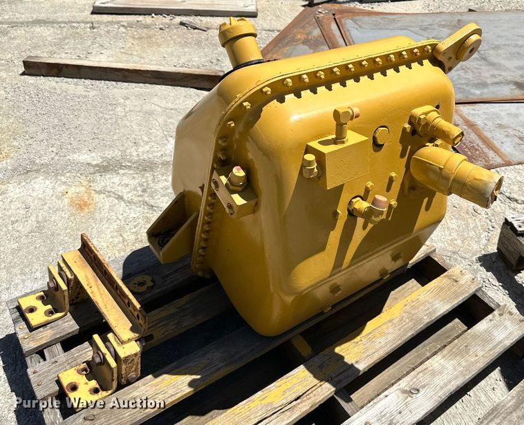 image for item LP9883 Caterpillar 973  parts