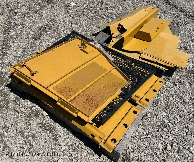 image for item LP9884 Caterpillar 973  parts