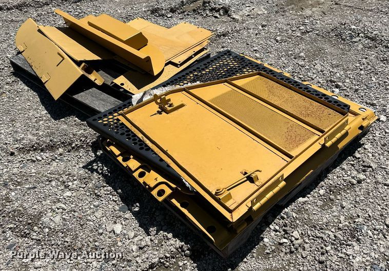 image for item LP9884 Caterpillar 973  parts