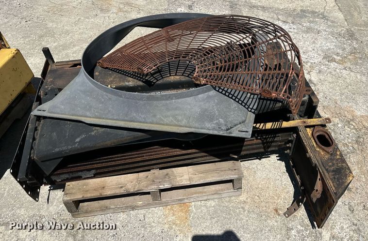 image for item LP9884 Caterpillar 973  parts