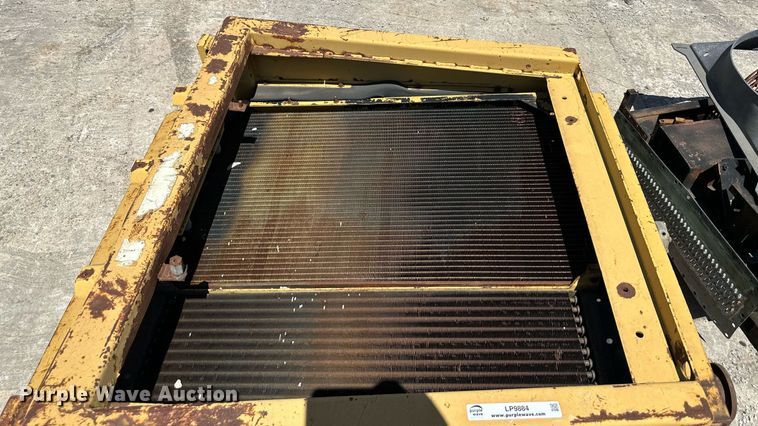 image for item LP9884 Caterpillar 973  parts