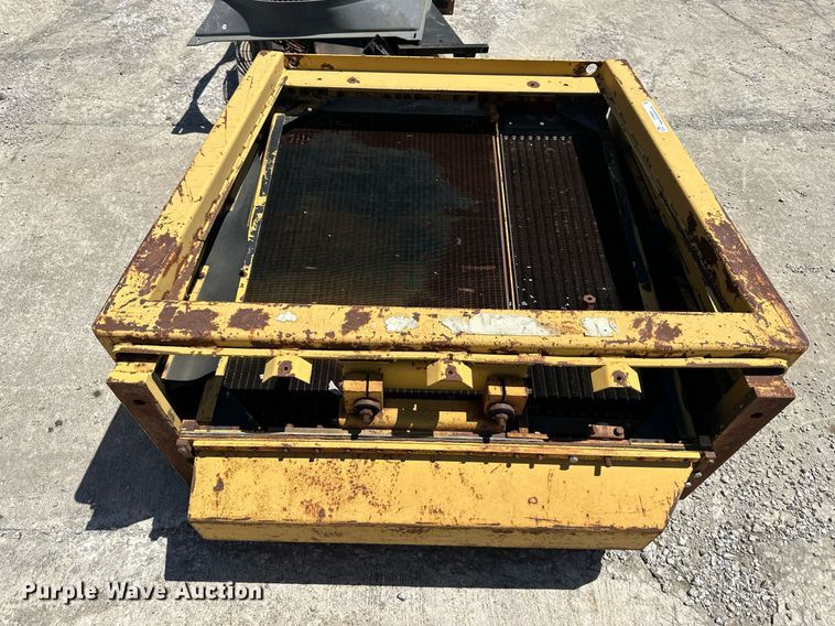 image for item LP9884 Caterpillar 973  parts