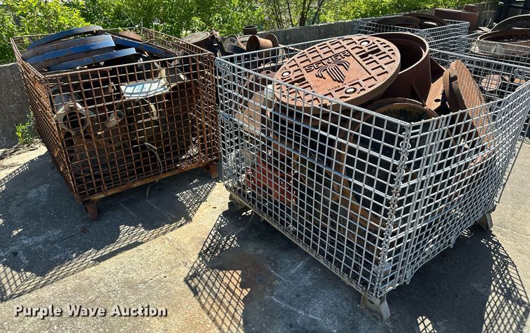 image for item LP9885 Manhole parts