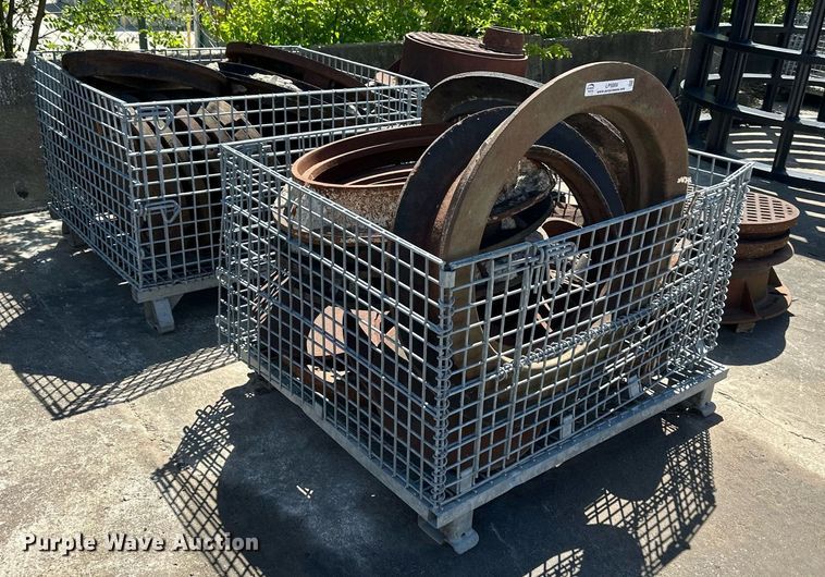 image for item LP9886 Manhole parts