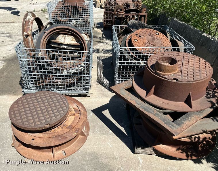 image for item LP9886 Manhole parts