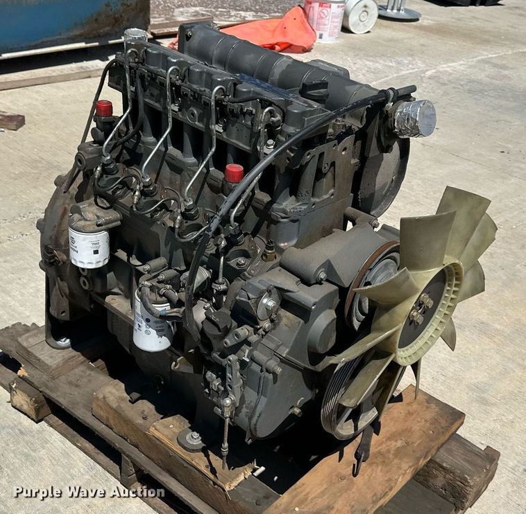 image for item LP9887 Deutz F4M1011  engine