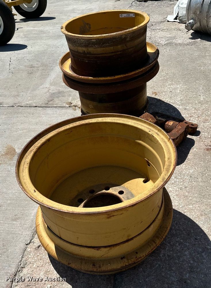 image for item LP9889 (2) wheels