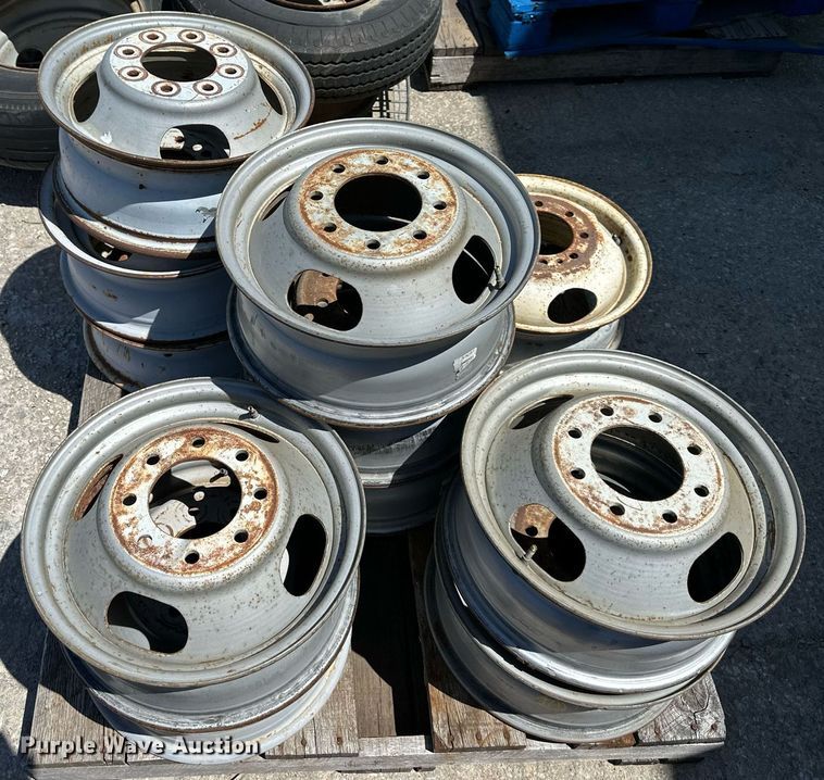 image for item LP9891 (11) 17" wheels