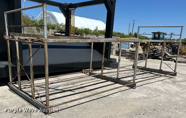 image for item LP9893 Tire rack