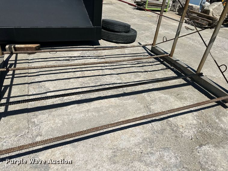 image for item LP9893 Tire rack