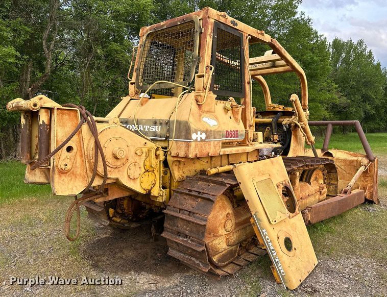 image for item LR9720 1987 Komatsu D68E  dozer