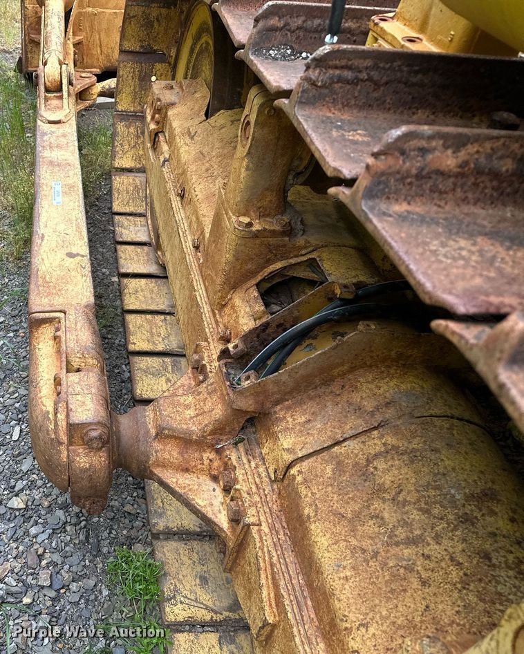 image for item LR9720 1987 Komatsu D68E  dozer