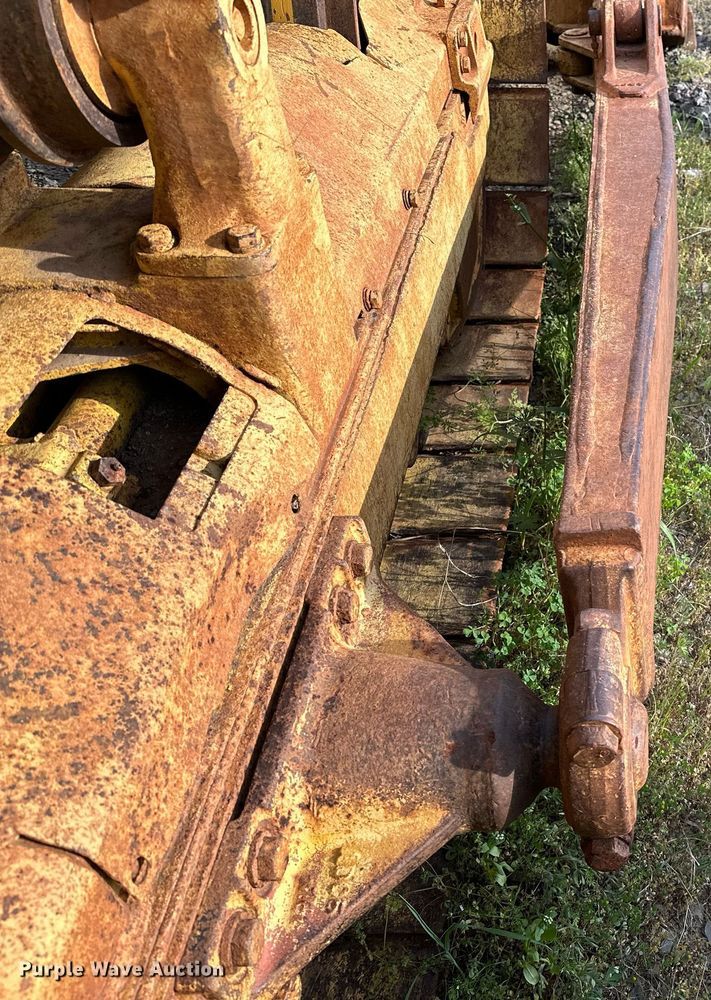 image for item LR9720 1987 Komatsu D68E  dozer