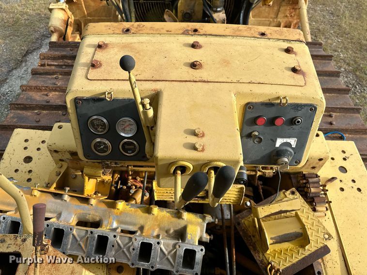 image for item LR9720 1987 Komatsu D68E  dozer