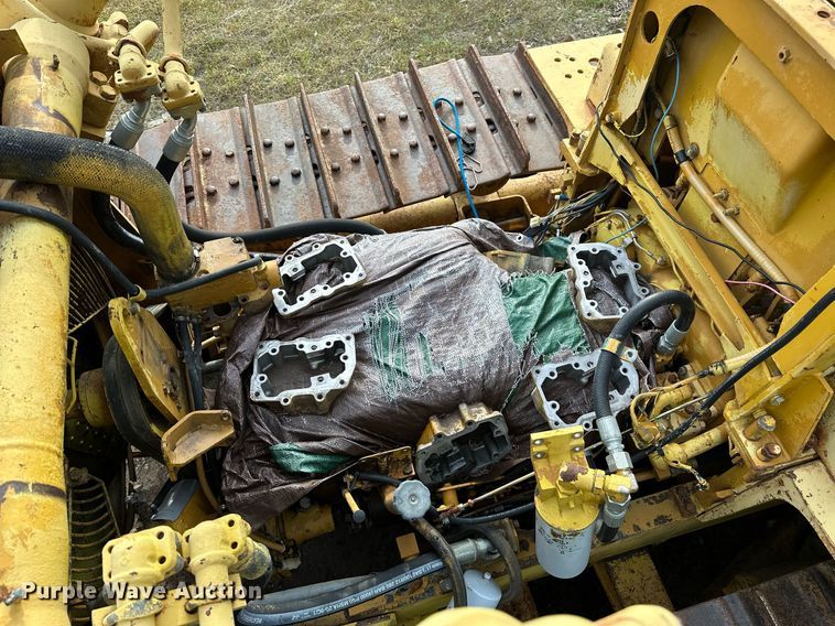 image for item LR9720 1987 Komatsu D68E  dozer