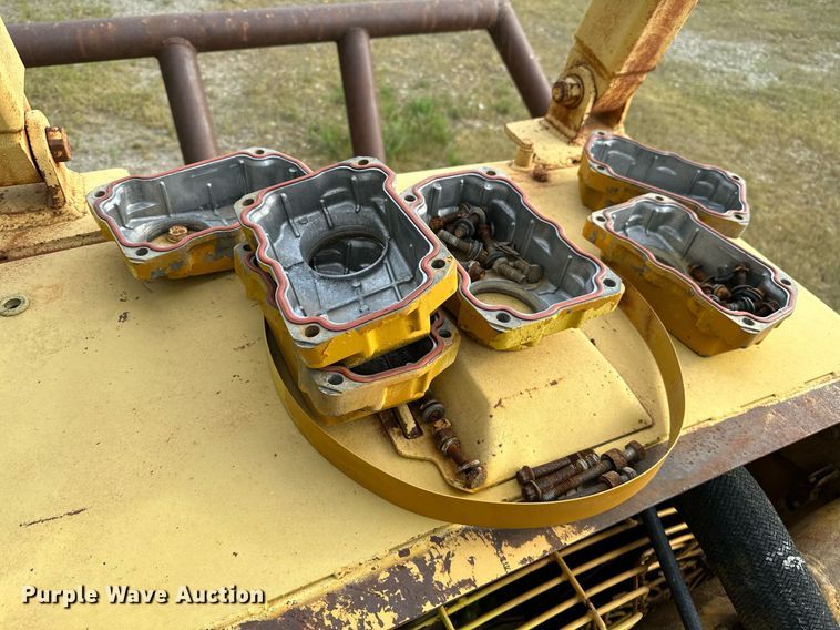 image for item LR9720 1987 Komatsu D68E  dozer