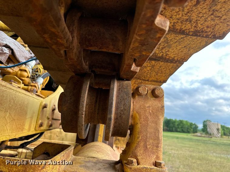 image for item LR9720 1987 Komatsu D68E  dozer