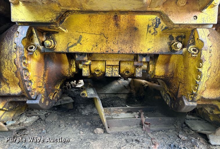 image for item LR9720 1987 Komatsu D68E  dozer