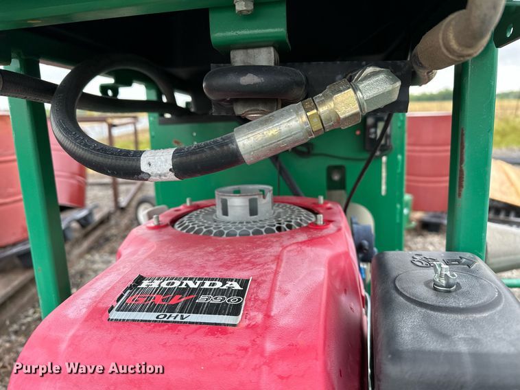 image for item LR9731 McElroy TracStar 28  pipe fusion machine