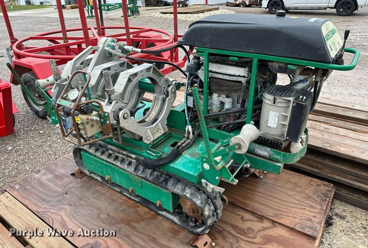 image for item LR9733 McElroy TracStar 412  pipe fusion machine