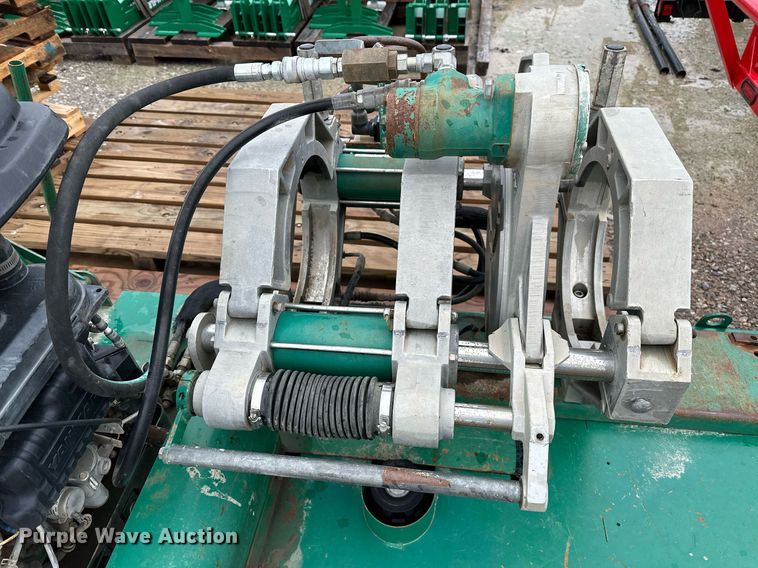 image for item LR9733 McElroy TracStar 412  pipe fusion machine