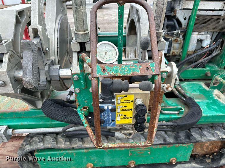 image for item LR9733 McElroy TracStar 412  pipe fusion machine