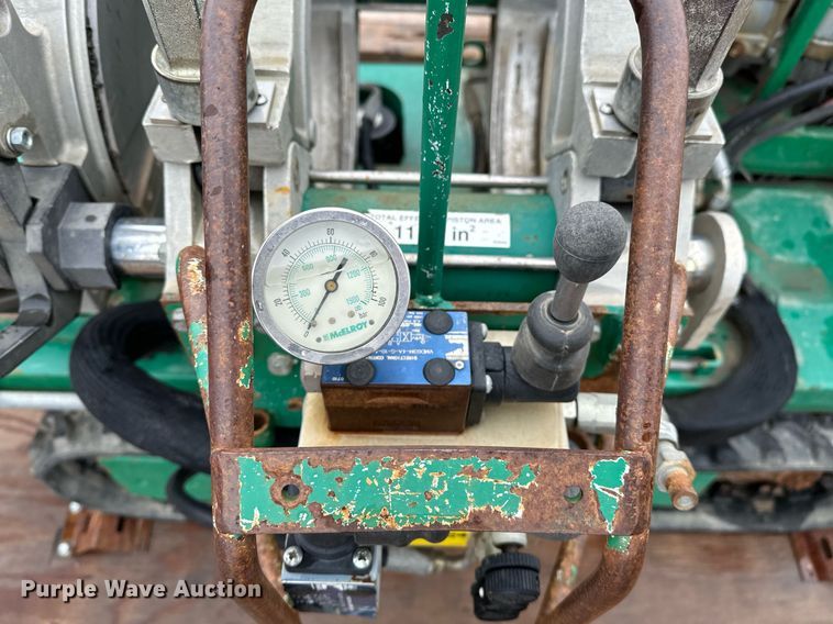 image for item LR9733 McElroy TracStar 412  pipe fusion machine