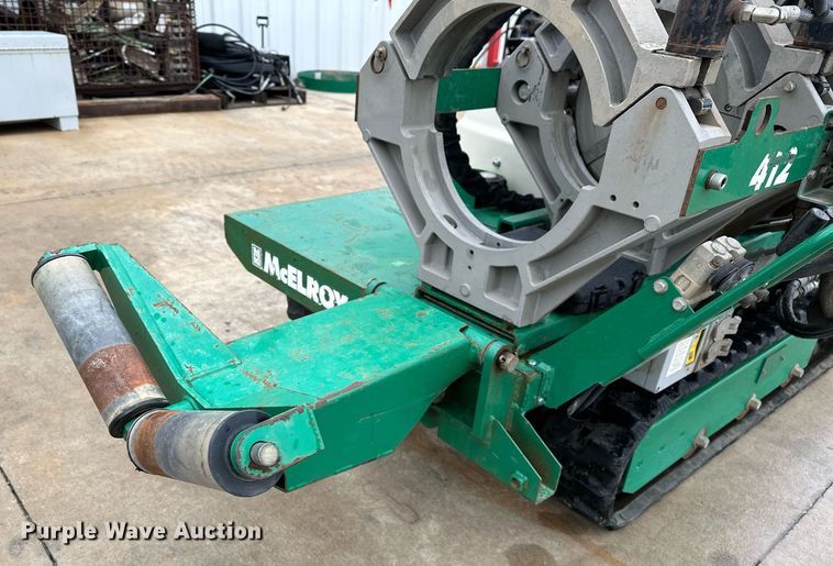 image for item LR9734 McElroy TracStar 412/618  pipe fusion machine