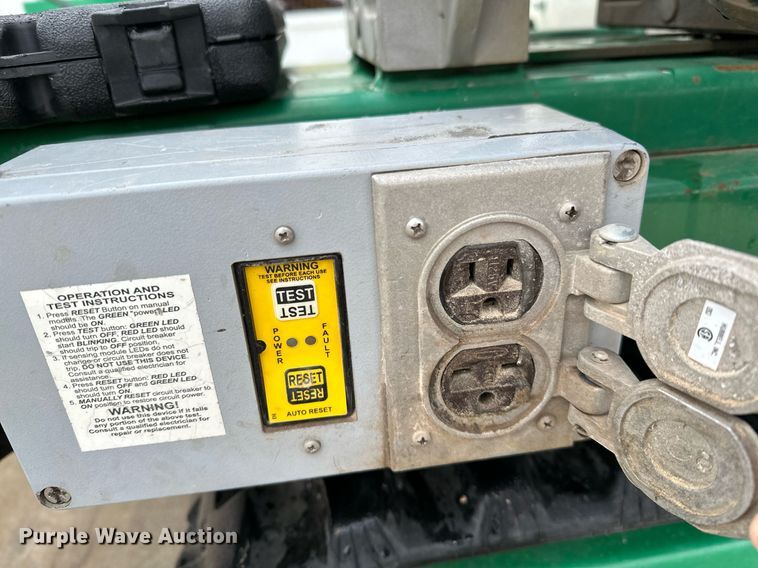 image for item LR9734 McElroy TracStar 412/618  pipe fusion machine