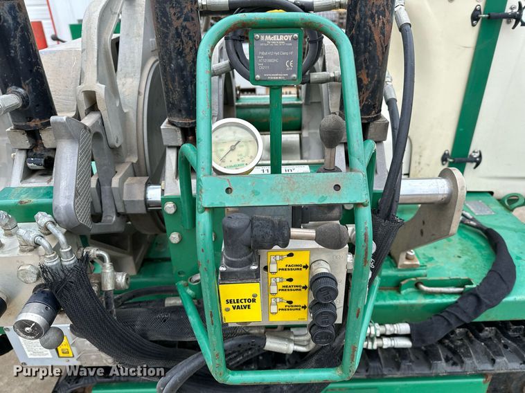 image for item LR9734 McElroy TracStar 412/618  pipe fusion machine