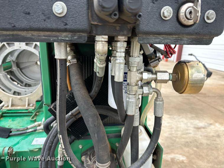 image for item LR9734 McElroy TracStar 412/618  pipe fusion machine