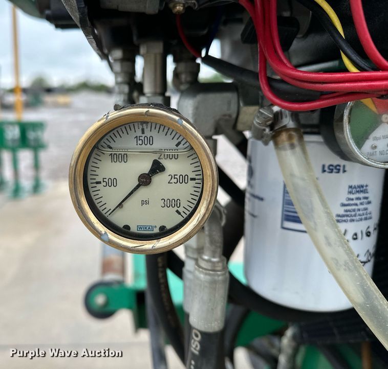 image for item LR9734 McElroy TracStar 412/618  pipe fusion machine