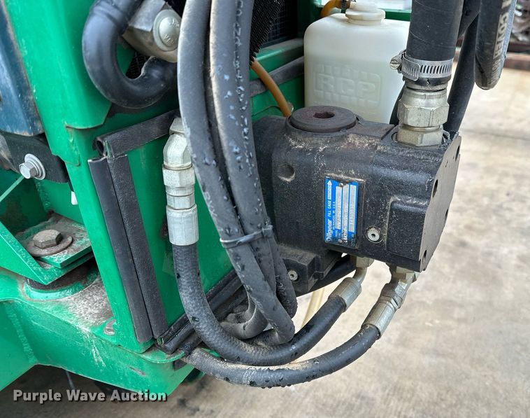 image for item LR9734 McElroy TracStar 412/618  pipe fusion machine