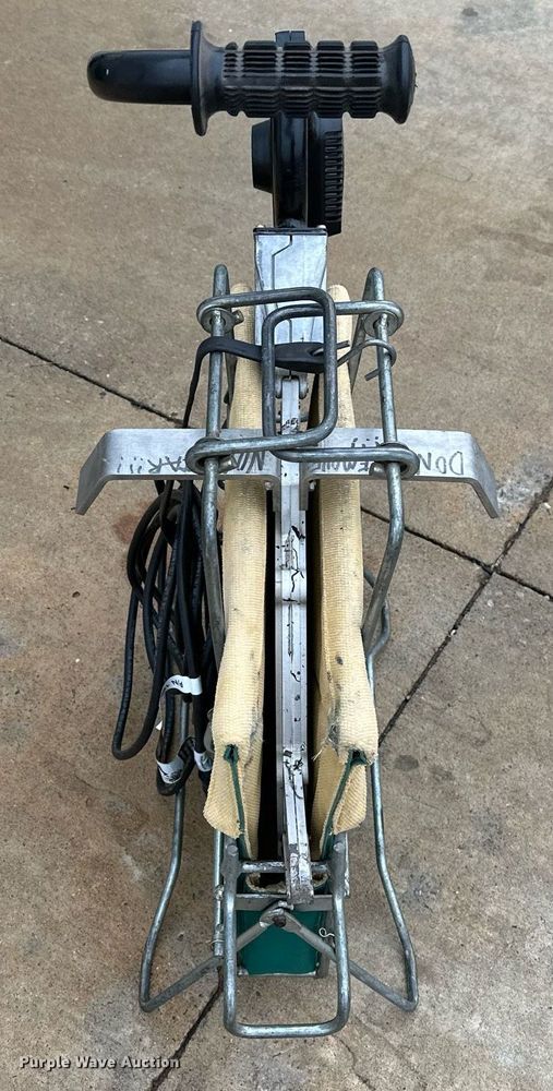 image for item LR9734 McElroy TracStar 412/618  pipe fusion machine