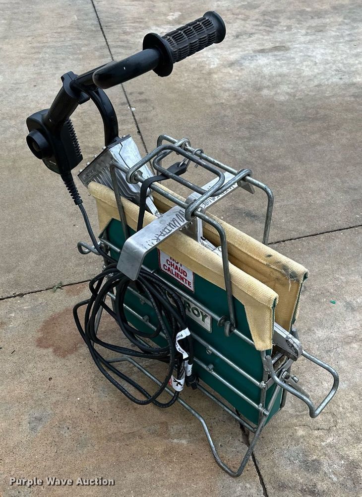 image for item LR9734 McElroy TracStar 412/618  pipe fusion machine