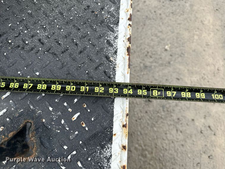 image for item LR9743 2013 Ford F550 Super Duty  bucket truck