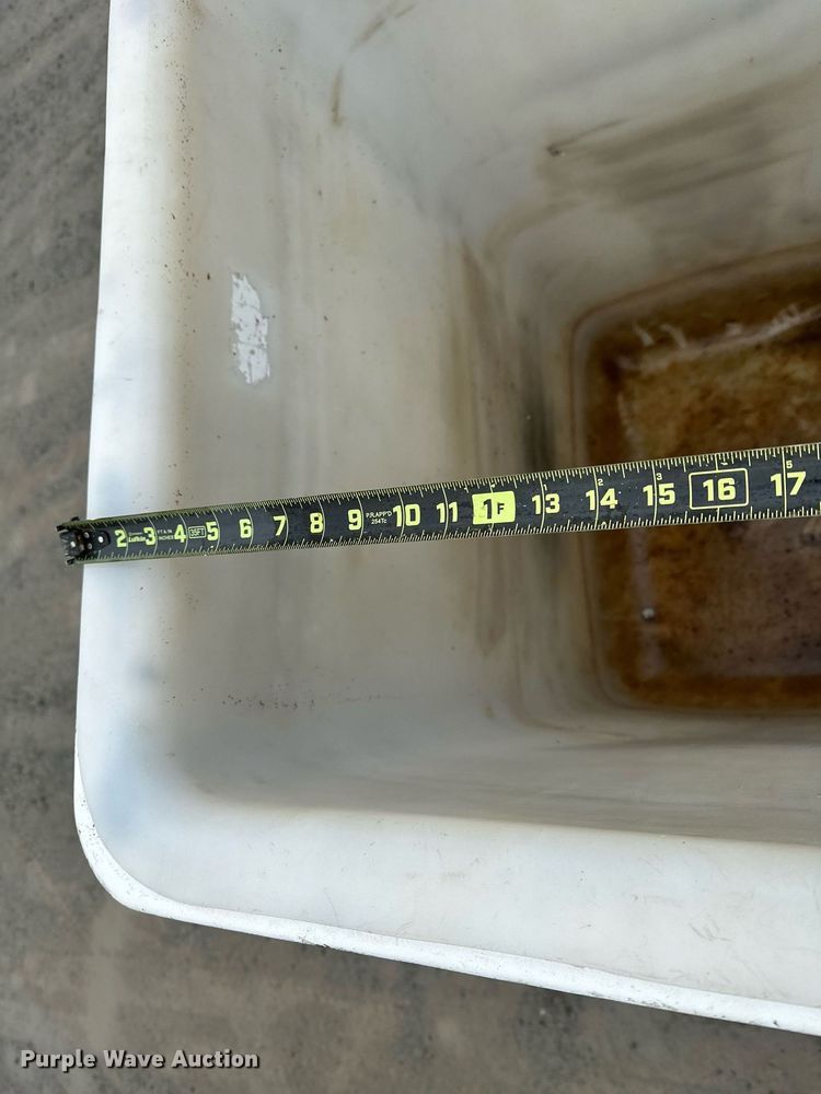 image for item LR9743 2013 Ford F550 Super Duty  bucket truck