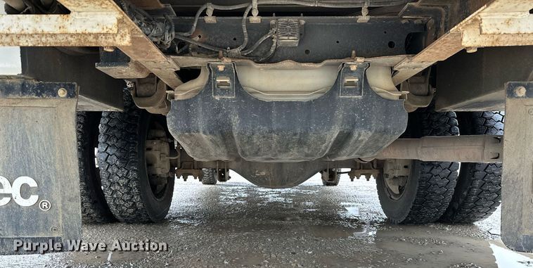 image for item LR9743 2013 Ford F550 Super Duty  bucket truck