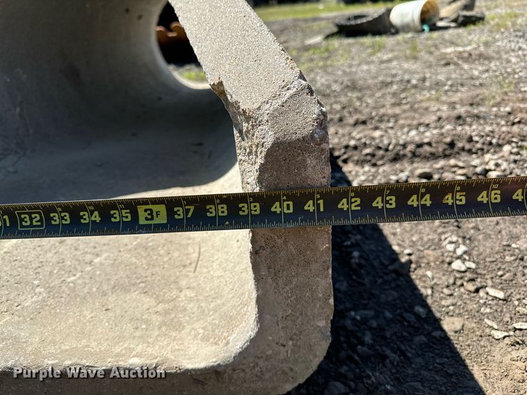 image for item LR9764 Concrete culverts