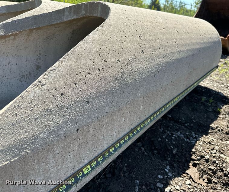 image for item LR9764 Concrete culverts