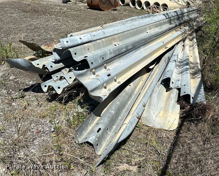 image for item LR9765 Approximately 75 guard rails