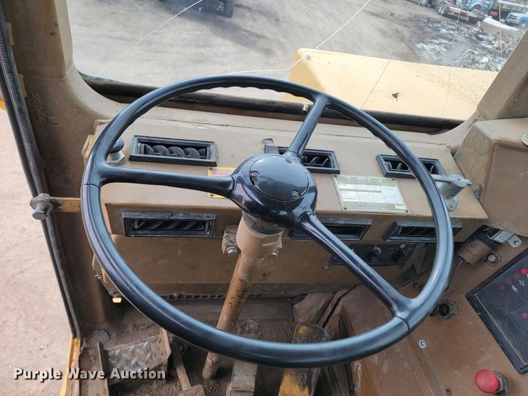 image for item LV9491 1991 Caterpillar 613C  scraper