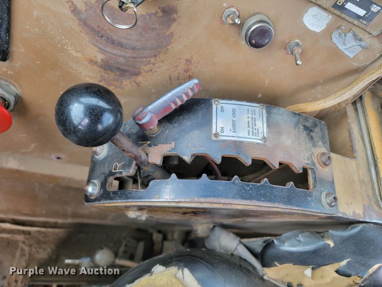 image for item LV9491 1991 Caterpillar 613C  scraper