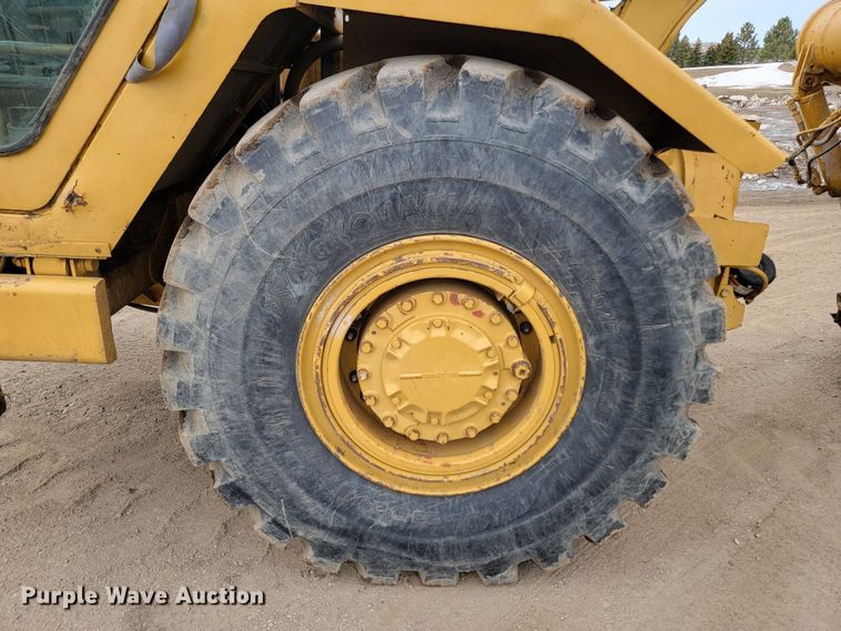 image for item LV9491 1991 Caterpillar 613C  scraper